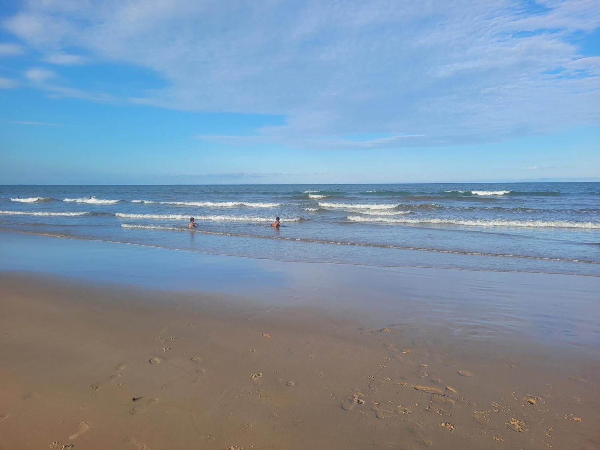 Casa Maravilhosa Unamar Verao Vermelho קאבו פריו מראה חיצוני תמונה